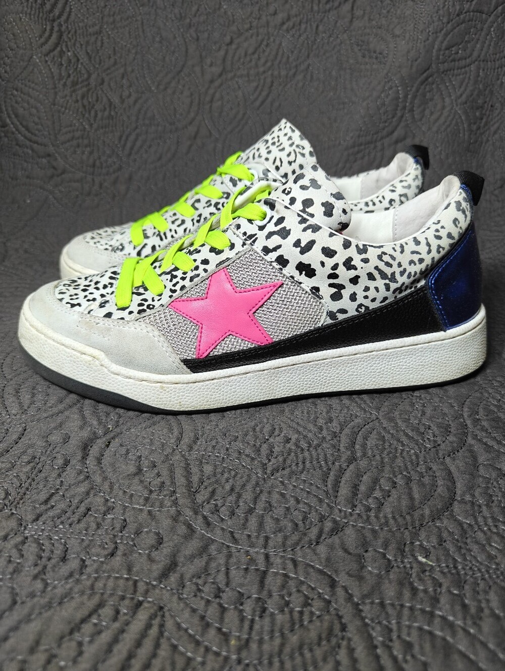Steve Madden Goody Bright Pop Cheetah Star Pink Volt Women's Sneakers Size 8M